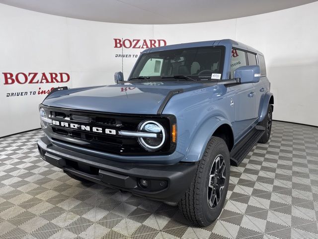 2025 Azure Gray Metallic Tri-Coat Ford Bronco Outer Banks 4X4 SUV