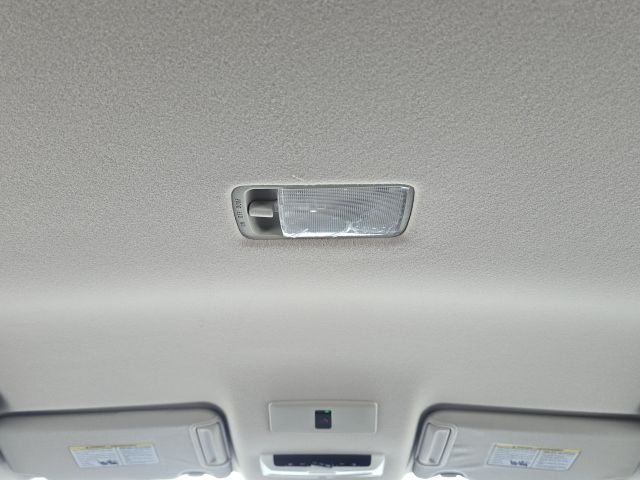 2025 Nissan Versa 1.6 SR:B02146