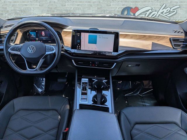 2025 Volkswagen Atlas 2.0T SE w/Technology Black at Matthews Motors of Wilmington