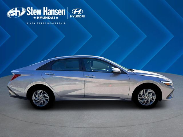New 2026 Gray Hyundai Blue image 9
