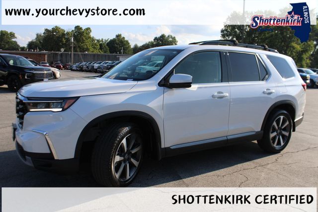 Used 2025 Honda Pilot SUV