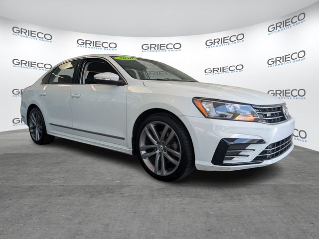 2016 Volkswagen Passat 1.8T R-Line