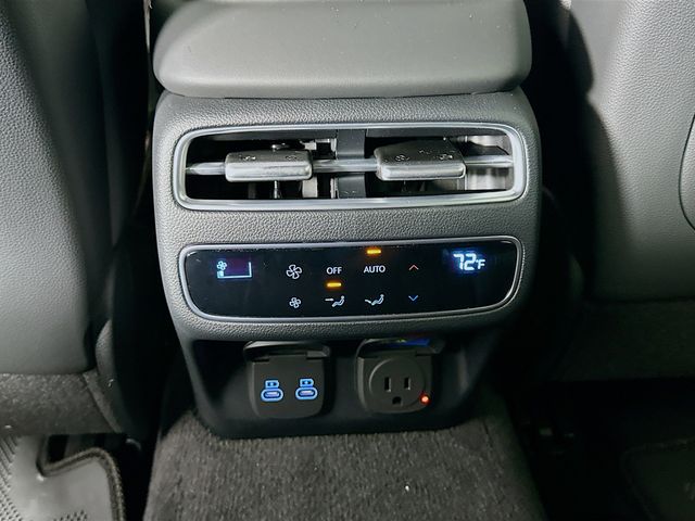 Thumbnail: 2026 Genesis GV70 - 18