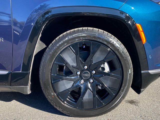 2025 Jeep Wagoneer S