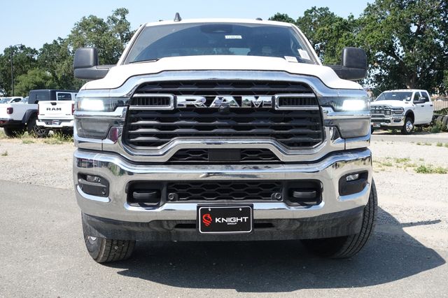 2500 Crew Cab Tradesman