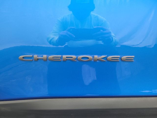 2018 – Jeep – Cherokee