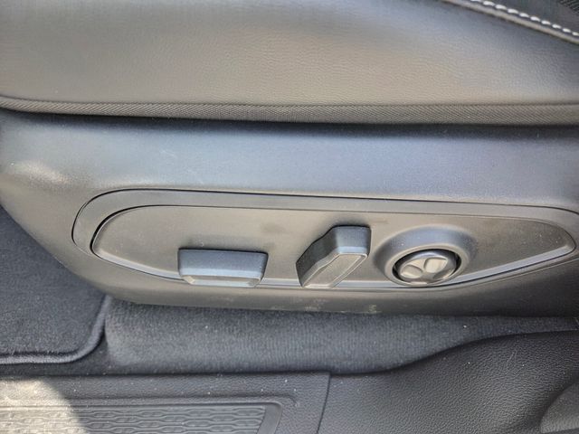 New 2026 Silver Jeep Limited image 4