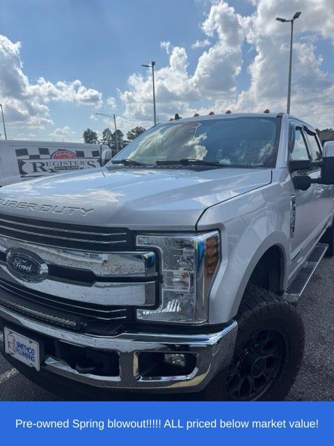 Used 2019 Silver Ford Lariat image 3
