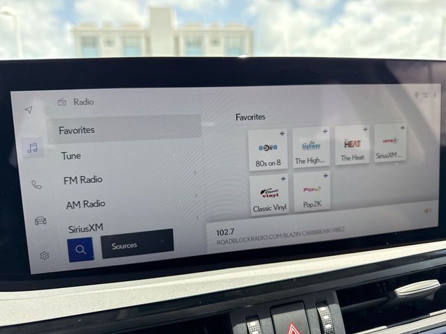 Used 2025 Lexus ES Sedan