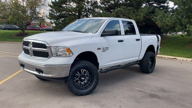 2022 Ram 1500 Classic SLT 4