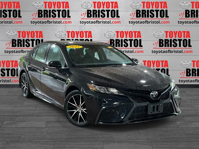 2022 Toyota Camry SE FWD