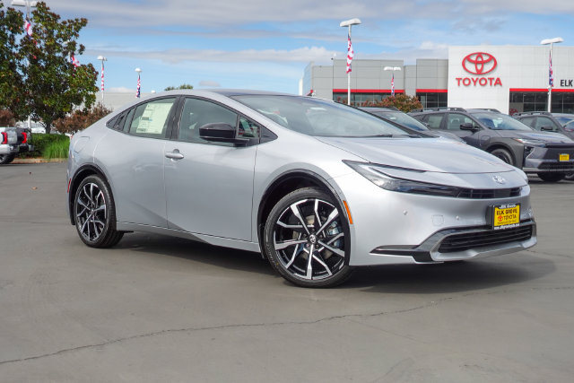 New 2027 Toyota Prius Plug-in Hybrid Sedan