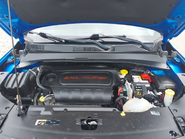 Used 2022 Laser Blue Jeep Limited image 14