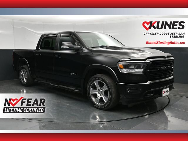 Diamond Black Crystal Pearlcoat 2019 RAM 1500 Pickup Truck Four-Wheel Drive 8-Speed Automatic