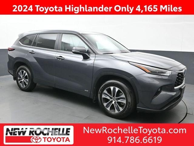 2024 Toyota Highlander Hybrid XLE 1