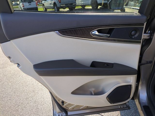 Used 2020 Brown Lincoln Reserve image 29