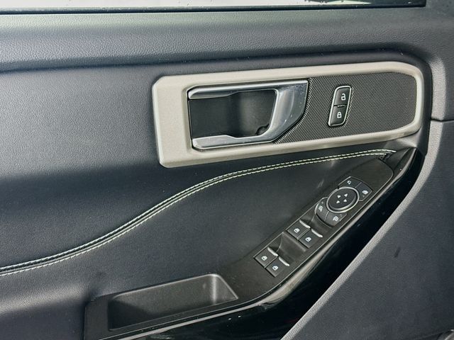 2022 Carbonized Gray Metallic Ford Explorer ST RWD SUV