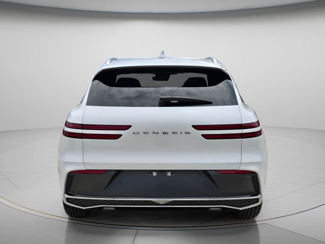 2027 Genesis Gv70