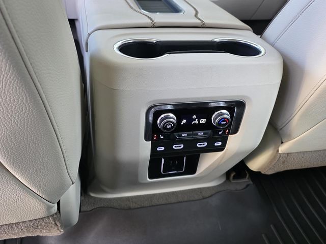 Used 2021 GMC Yukon XL SUV