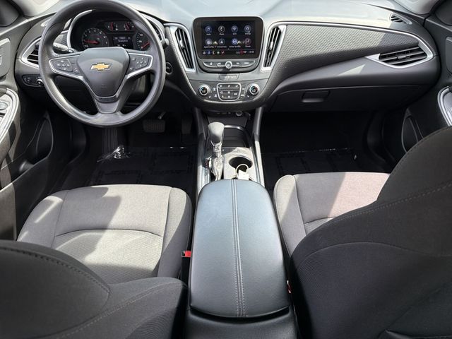 Used 2025 Gray Chevrolet LT image 17