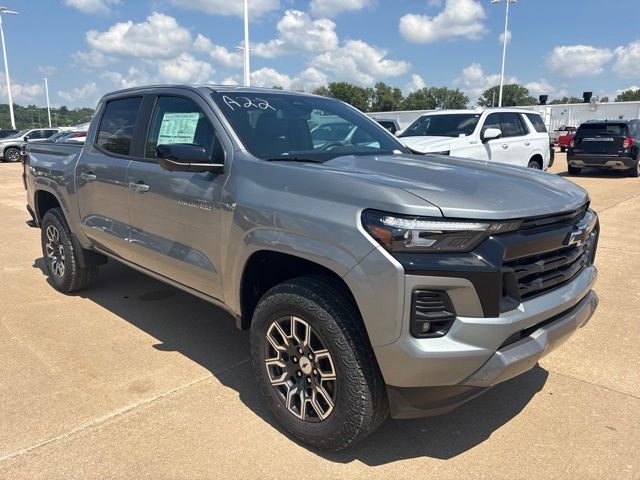 Sterling Gray Metallic 2026 Chevrolet Colorado Pickup Truck Four-Wheel Drive 8-Speed Automatic