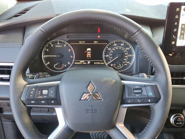 MitsubishiOutlander13