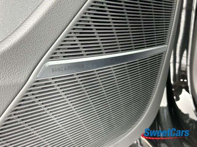 2025 Audi RS Q8 performance