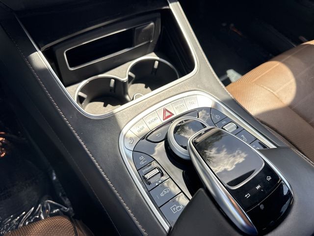 2020 Mercedes-Benz S-class - $39,998