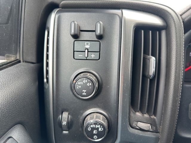 2016 Chevrolet Silverado 1500 LTZ photo