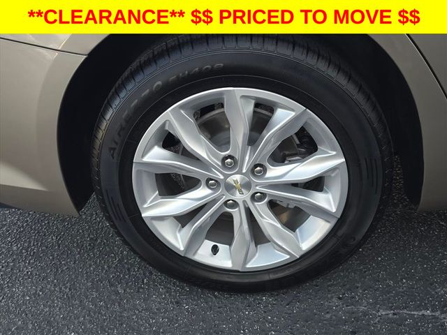 Certified Used 2024 Gray Chevrolet LT image 33