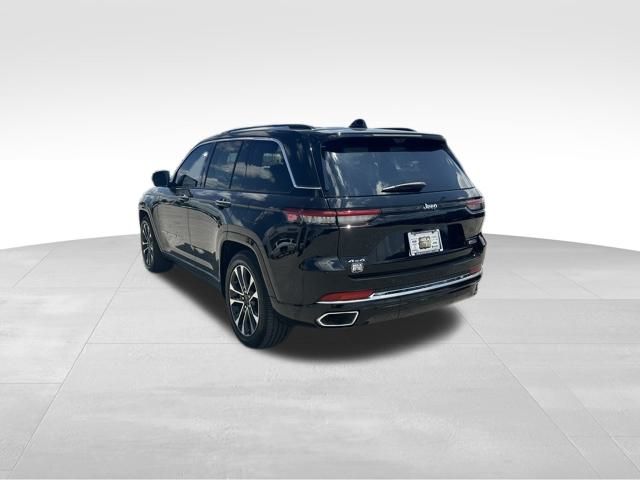 2022 Jeep Grand Cherokee Overland 5