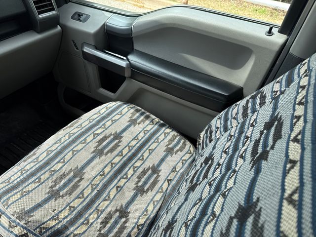 Used 2020 Blue Ford XLT image 15