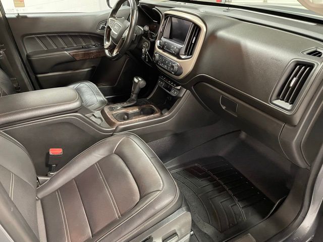 2021 GMC Canyon Denali photo