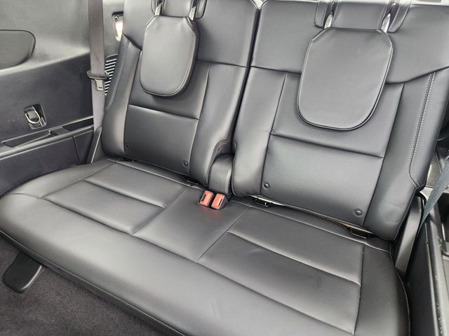 2022 Agate Black Metallic Ford Explorer XLT RWD SUV