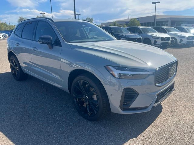 2026 Volvo XC60 Plug-In Hybrid