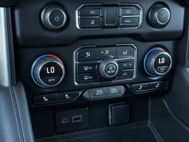 Used 2022 Blue Chevrolet LT image 26