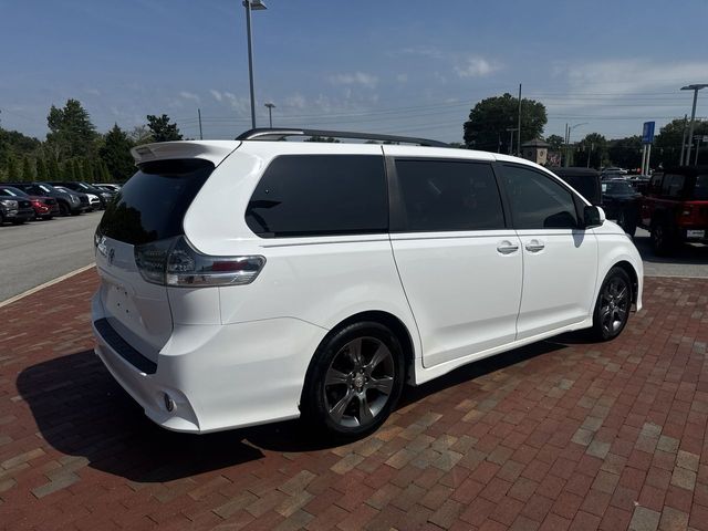 Used 2015 Toyota Sienna Van
