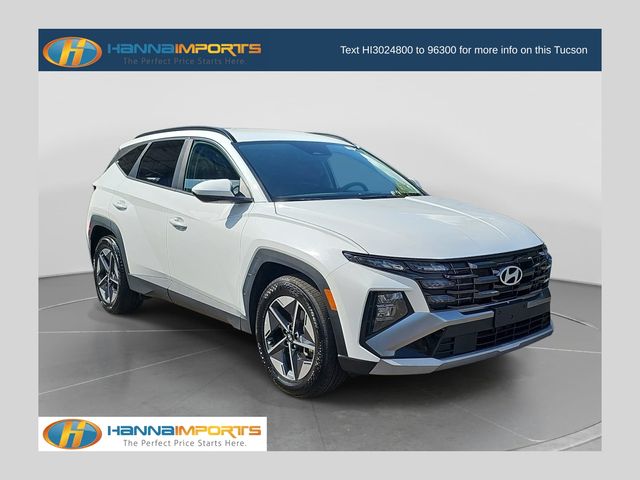 Serenity White Pearl 2025 Hyundai Tucson SUV / Crossover Front-Wheel Drive 8-Speed Automatic