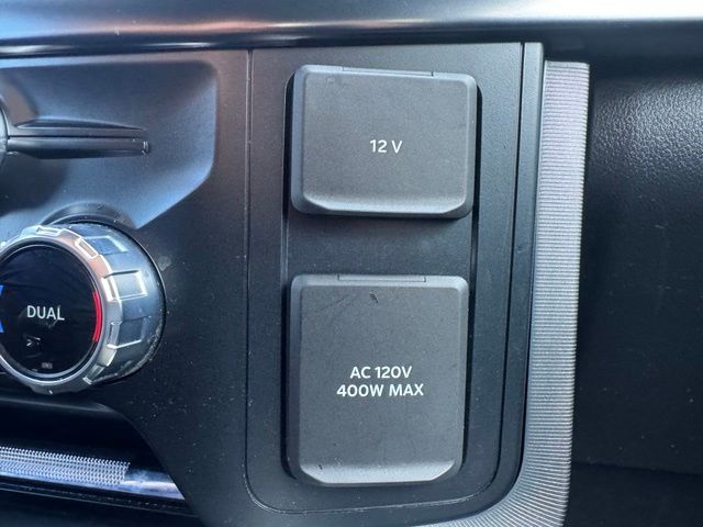 Used 2023 White Ford Platinum image 31