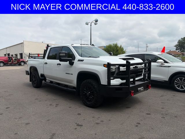 Summit White 2024 Chevrolet Silverado 3500HD Pickup Truck Four-Wheel Drive Automatic