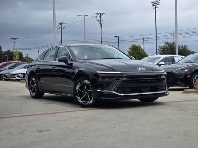Abyss Black 2026 Hyundai Sonata Sedan Front-Wheel Drive 8-Speed Automatic