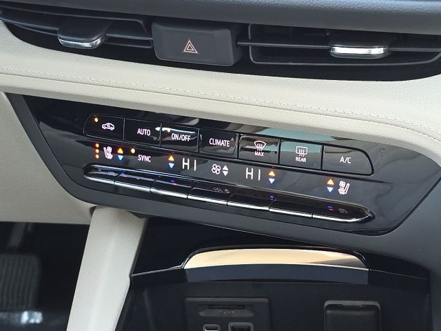 2023 Buick Envision Avenir:C02541