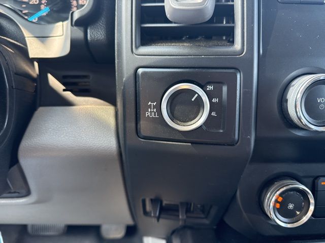2020 Ford F-150 XL photo