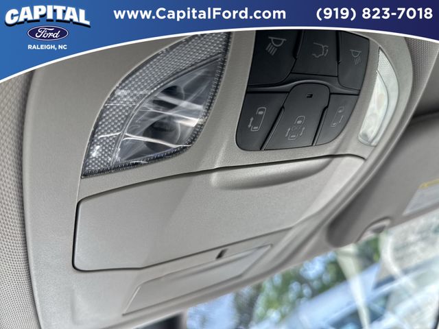 Used 2024 White Chrysler Touring L image 31