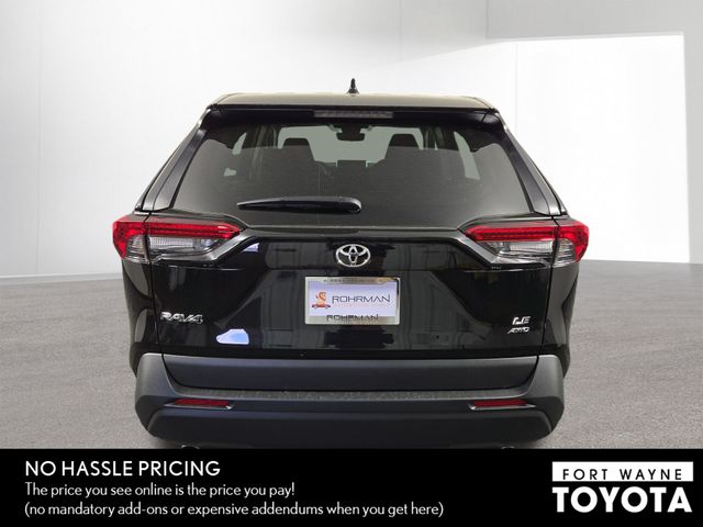 2025 Toyota RAV4 LE photo