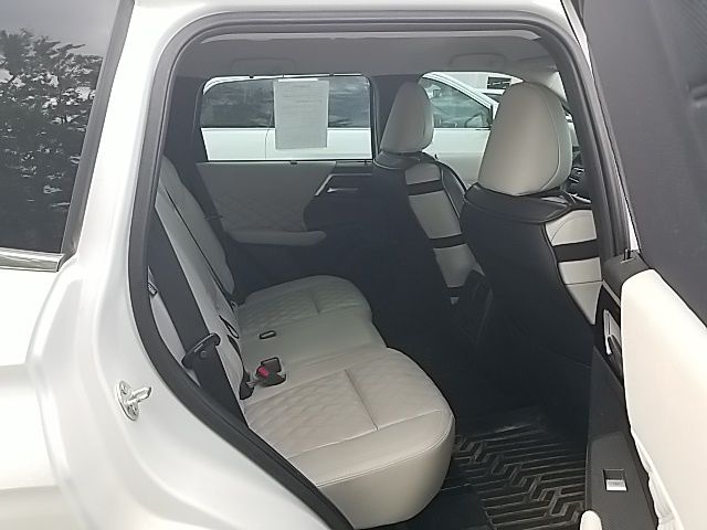 Used 2023 Mitsubishi Outlander SUV
