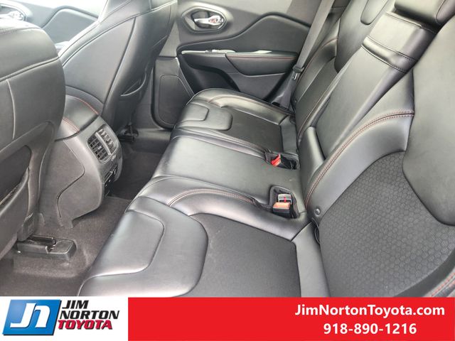 Used 2019 Jeep Cherokee SUV