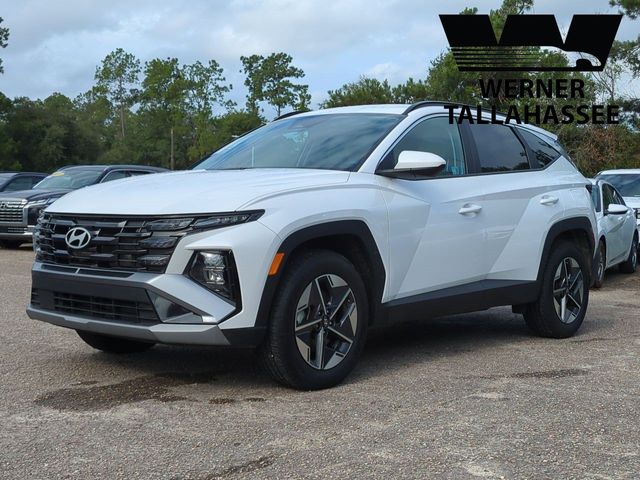 White Pearl 2025 Hyundai Tucson SUV / Crossover All-Wheel Drive 8-Speed Automatic