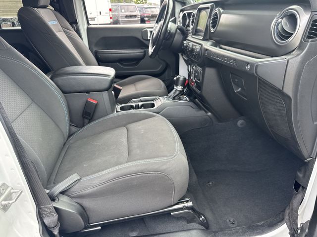 Used 2022 White Jeep Unlimited Rubicon 4xe image 35