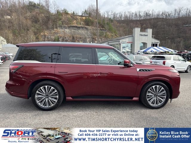 2025 INFINITI QX80 Sensory 4WD